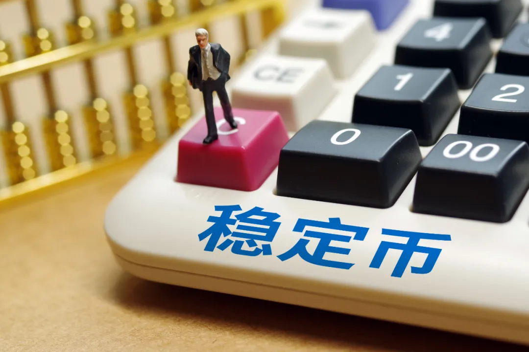 FansHood Alpha版震撼来袭：重新定义社交媒体的未来