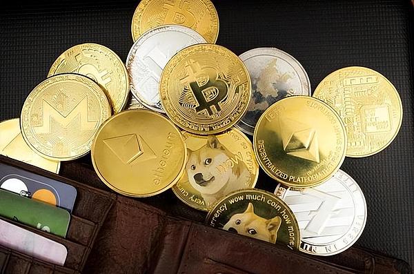 一、金融大佬们的真香定律