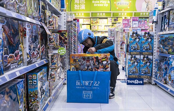 以太坊抢购热潮：机构与巨鲸为何在这个节骨眼上疯狂囤货？