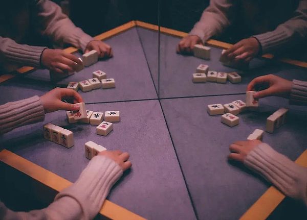 科技风云录：OpenAI宫斗剧与加密世界新动态